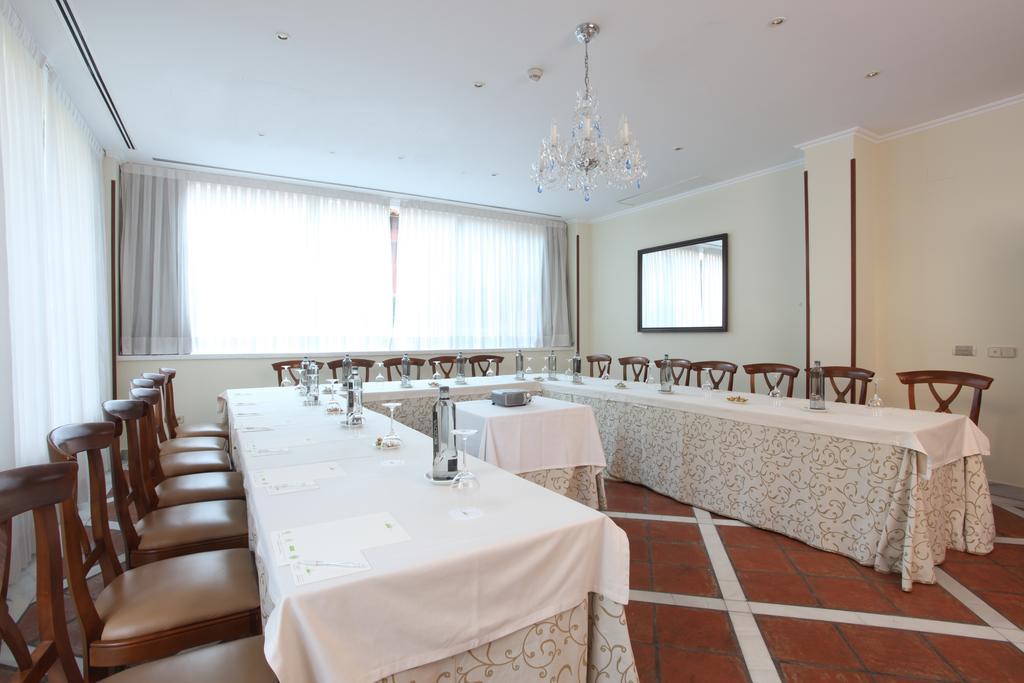 La Quinta De Los Cedros Madrid Dış mekan fotoğraf